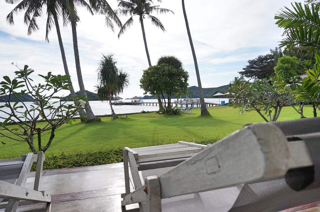 Makathanee Resort Koh Mak Buitenkant foto